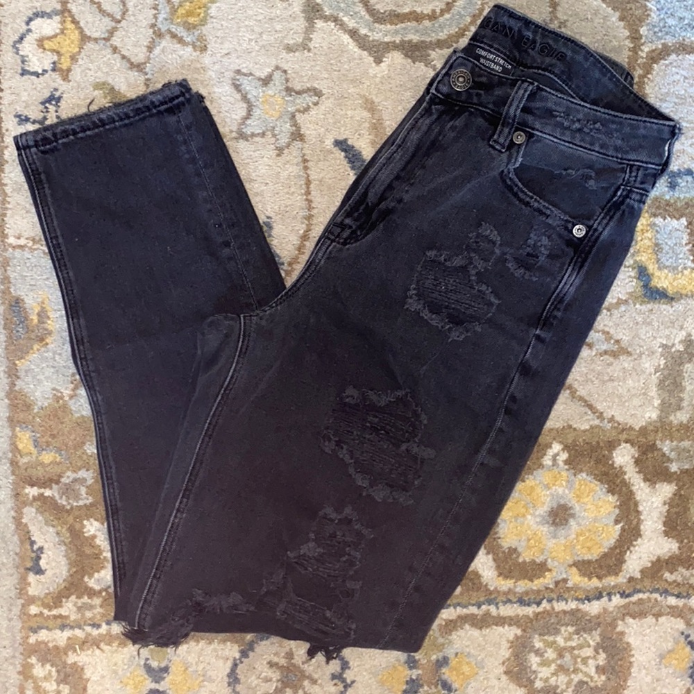 American eagle outfitters mom jeans
